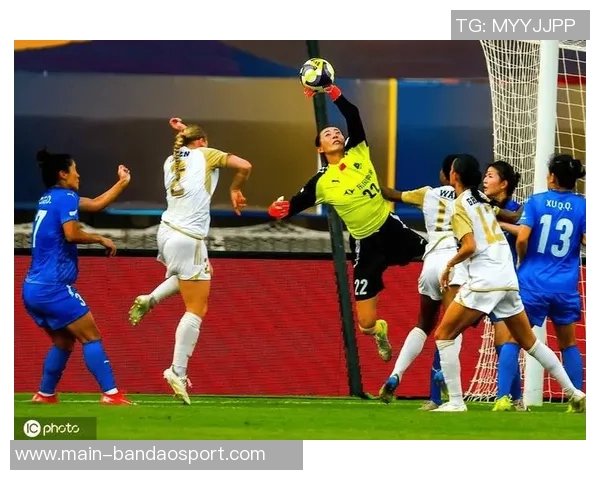 武汉车谷江大女足强势逆袭奥克兰联全场数据分析射门比优势明显