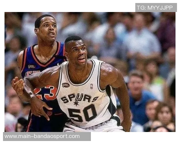 豪泽创历史单场20分全靠三分出手零次两分投篮的壮举