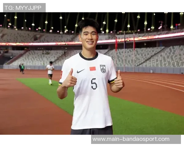 20岁彭啸中乙赛场展现锋芒三场梅开二度凌空爆射破门引关注 20岁彭啸中乙赛场展现锋芒三场梅开二度凌空爆射破门引关注