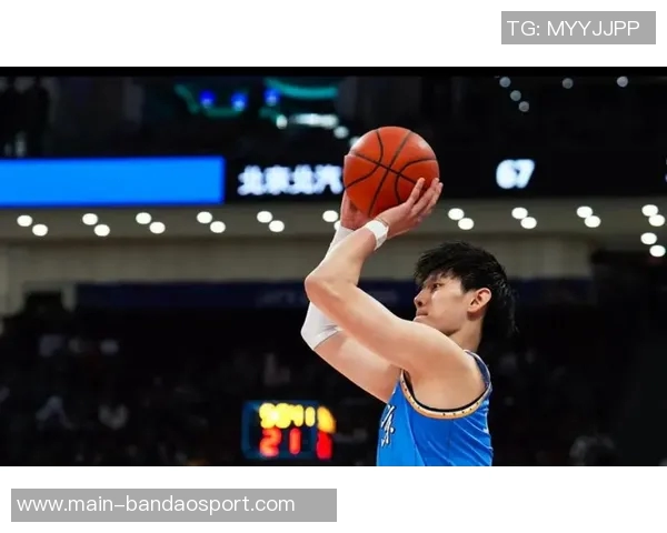 媒体人分析曾凡博得分机会不足原因强调积极性是关键因素